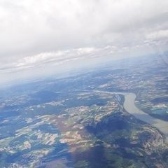 Flugwegposition um 12:03:49: Aufgenommen in der Nähe von Gemeinde Marbach an der Donau, Marbach an der Donau, Österreich in 2172 Meter